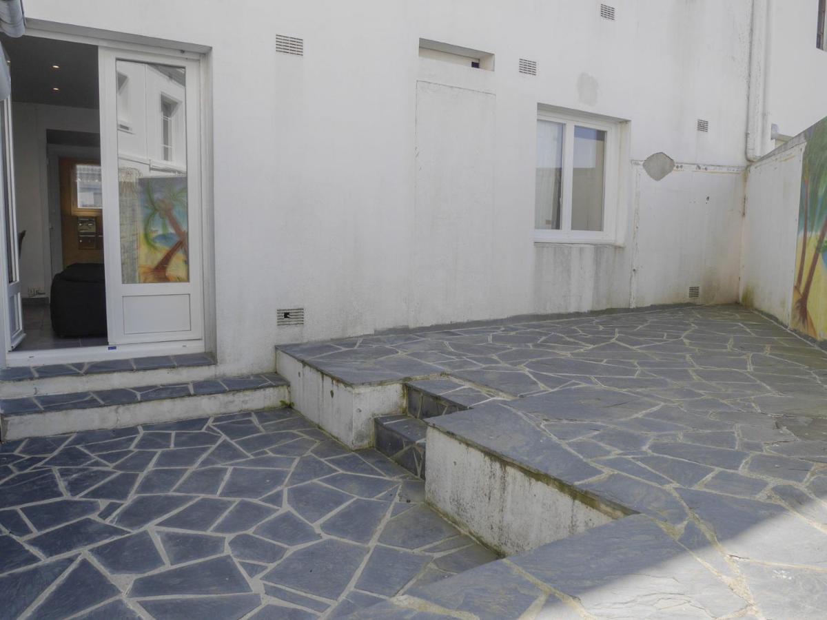 Appartement Renove En Plein Centre De Palais Avec Cour Ensoleillee, Proche Du Port, Animaux Acceptes - Fr-1-418-222 Exteriör bild